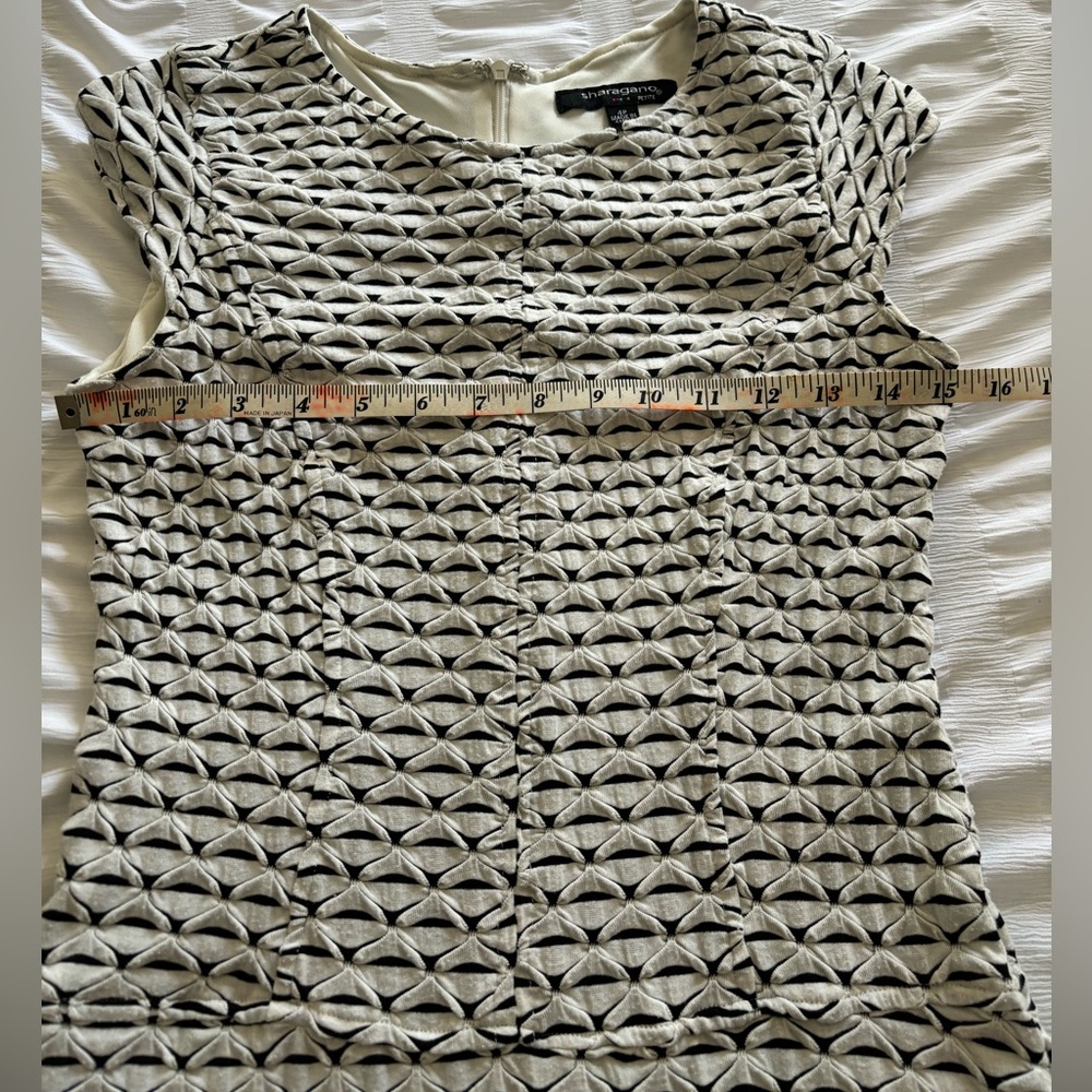 Sharagano fit and flare midi dress - size 4P - Picture 12 of 12